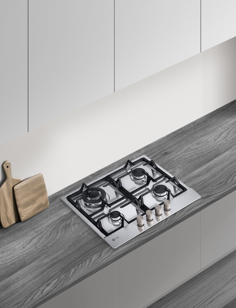 Animazione che mostra varie installazioni del piano cottura in cucina.